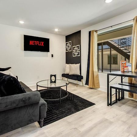 Queen Suite Near Downtown Free Parking ダラス エクステリア 写真