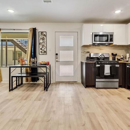 Queen Suite Near Downtown Free Parking ダラス エクステリア 写真