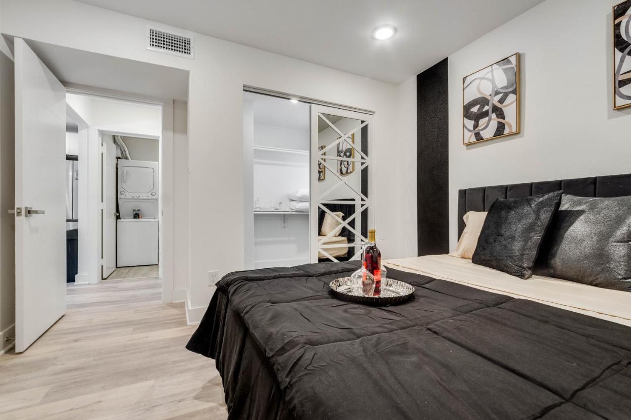 Queen Suite Near Downtown Free Parking ダラス エクステリア 写真