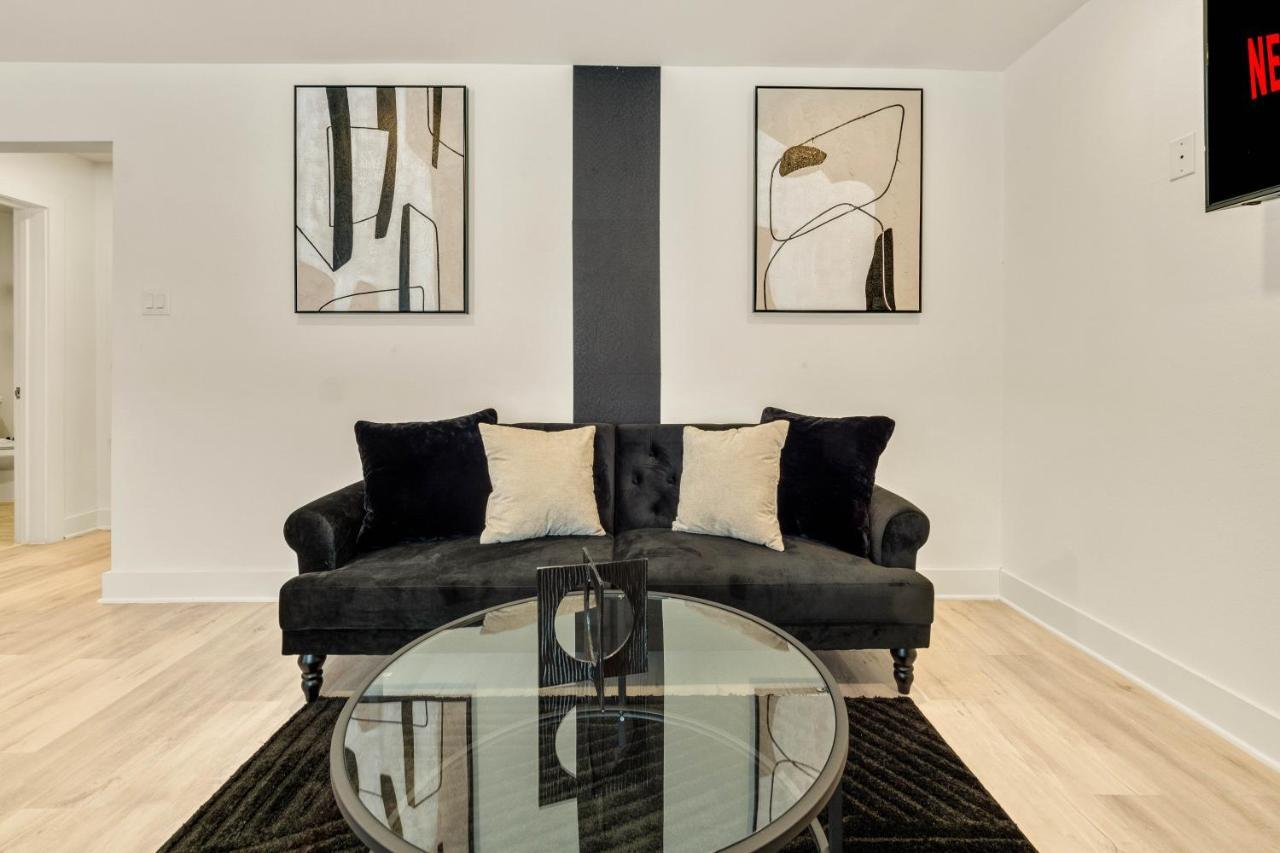 Queen Suite Near Downtown Free Parking ダラス エクステリア 写真